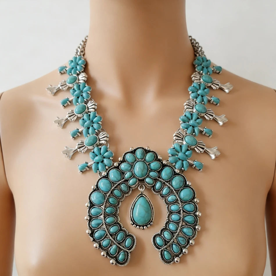 Turquoise Ethnic Necklace - Green - Cowboy Outpost