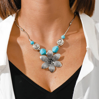 Turquoise Aihua Necklace - style 714 - Cowboy Outpost