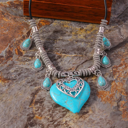Turquoise Aihua Necklace - style 510 - Cowboy Outpost