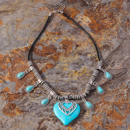 Turquoise Aihua Necklace - style 708 - Cowboy Outpost